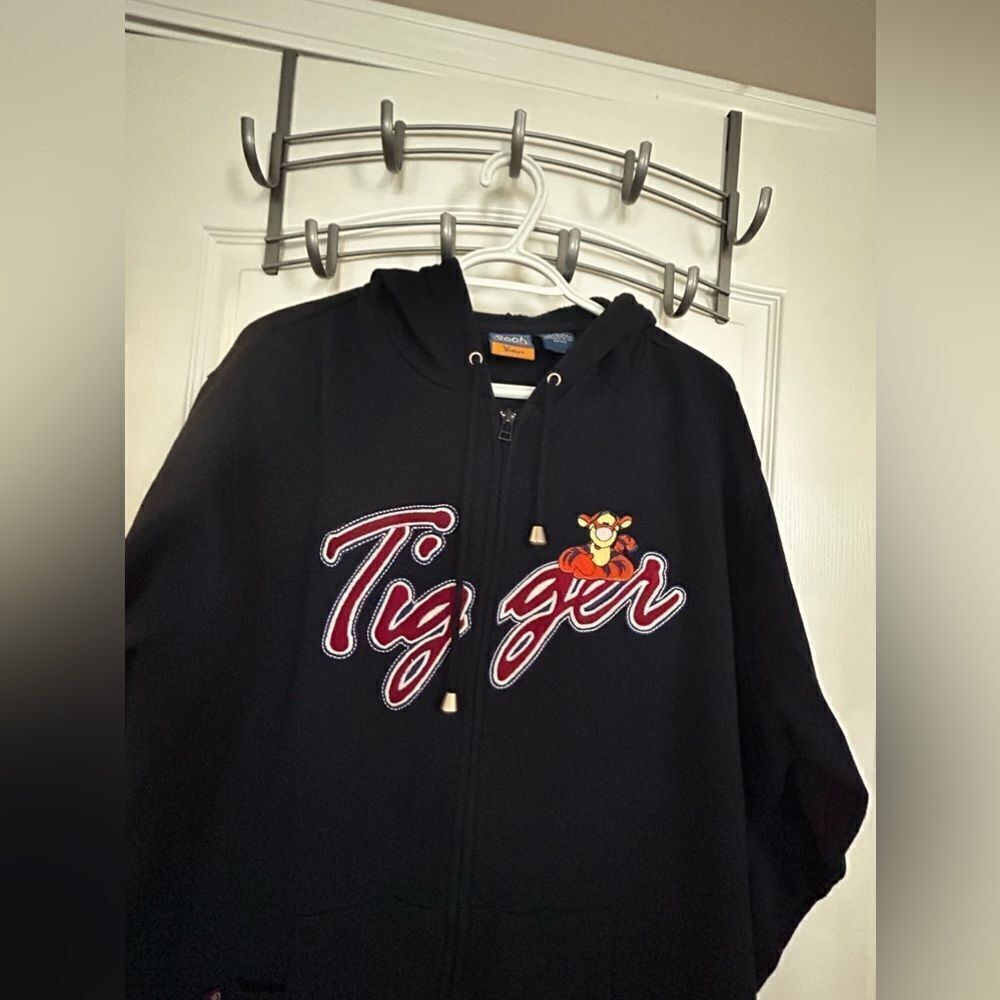 Vintage Disney Tigger 2X Full Zip Up Hooded Sweatshirt‎ Embroidered Pooh woman
